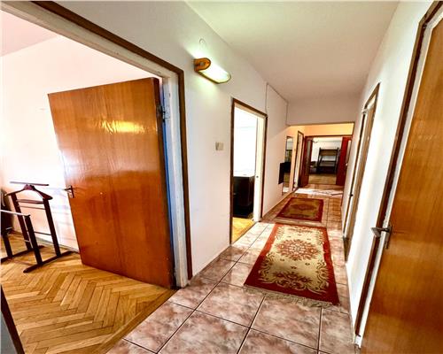 Vanzare apartament 3 camere, cf. 1A deconandat, Ploiesti, ultracentral