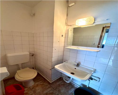 Vanzare apartament 3 camere, cf. 1A deconandat, Ploiesti, ultracentral