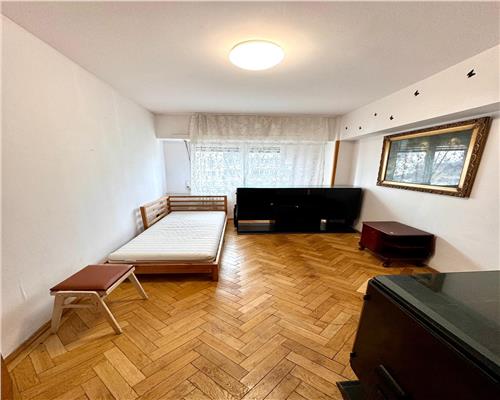 Vanzare apartament 3 camere, cf. 1A deconandat, Ploiesti, ultracentral