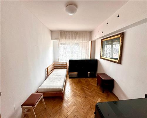 Vanzare apartament 3 camere, cf. 1A deconandat, Ploiesti, ultracentral