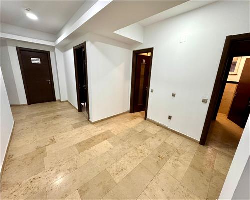 Inchiriere spatiu conercial S+P+2E, in Ploiesti, zona bariera Bucov/ Dedeman