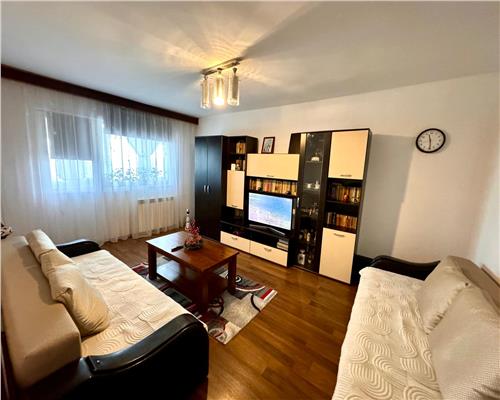 Vanzare apartament 2 camere, in Ploiesti, zona Vest Lamaita.