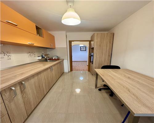 Vanzare apartament 2 camere, in Ploiesti, zona ING Mihai Bravu.