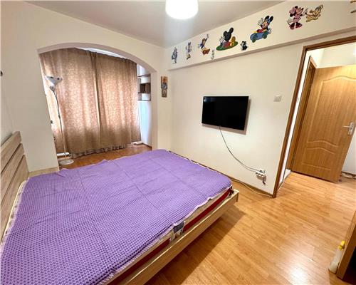 Vanzare apartament 2 camere, in Ploiesti, zona ING Mihai Bravu.