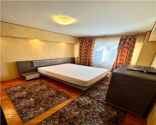 Vanzare apartament 3 camere, in Ploiesti, zona Ion Maiorescu.