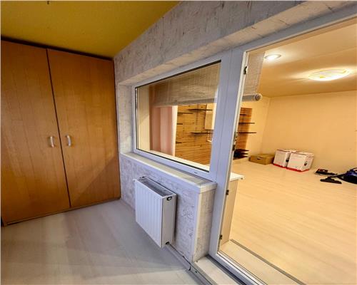 Vanzare apartament 2 camere, 2 balcoane, centrala proprie, Ploiesti, Cantacuzino.