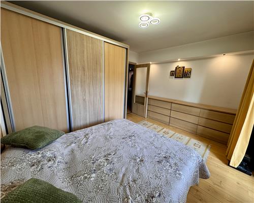 Vanzare apartament 3 camere, cf. 1A decomandat, Ploie?ti Cantacuzino