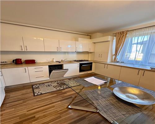 Inchiriere apartament 3 camere, 3 balcoane, in Ploiesti, zona Albert