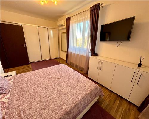 Inchiriere apartament 3 camere, 3 balcoane, in Ploiesti, zona Albert