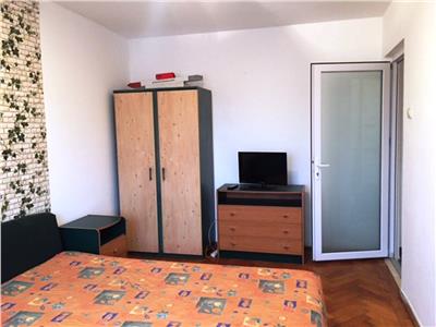 Inchiriere apartament 4 camere, decomandat, zona Nord, Ploiesti