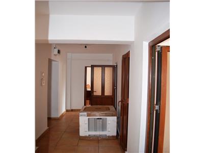 Inchiriere apartament 2 camere, decomandat, zona Gh. Doja, Ploiesti