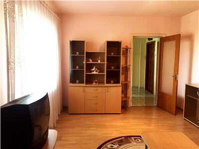 Inchiriere apartament 2 camere, decomandat, ultracentral, Ploiesti