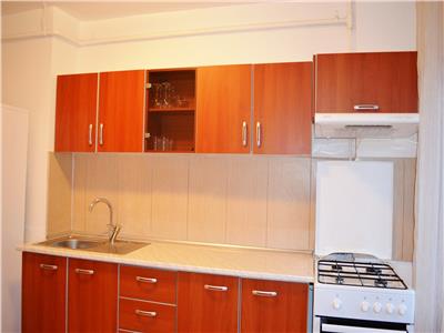 Inchiriere apartament 2 camere, renovat modern, ultracentral, Ploiesti