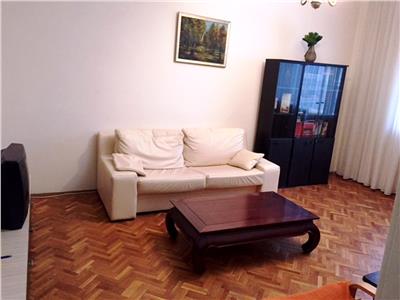 Inchiriere apartament 2 camere, Ploiesti, zona Centrala