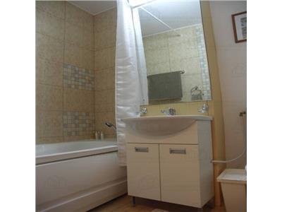 Inchiriere apartament 2 camere, zona Cantacuzino, in Ploiesti