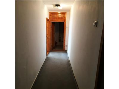 Inchiriere apartament 2 camere, zona Malu Rosu, Ploiesti