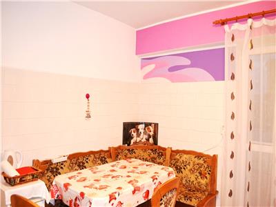 Apartament 2 camere, parcare privata, zona ultracentrala, Ploiesti