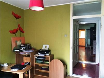 Inchiriere apartament 3 camere, 100 mp utili, zona Marasesti Ploiesti