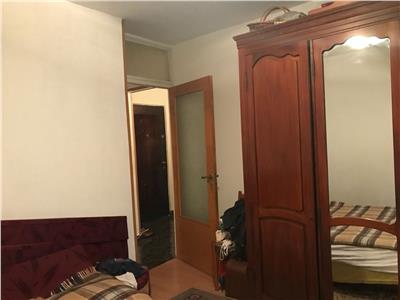 Vanzare apartament 3 camere, decomandat, Enachita Vacarescu, Ploiesti