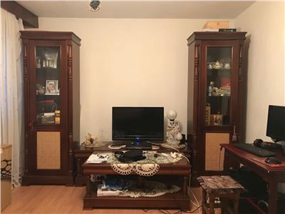 Vanzare apartament 3 camere, decomandat, Enachita Vacarescu, Ploiesti