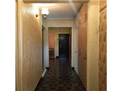 Inchiriere apartament 3 camere, decomandat, Republicii, Ploiesti