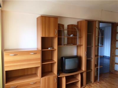 Inchiriere apartament 3 camere, decomandat, ultracentral, Ploiesti