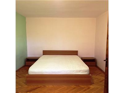 Inchiriere apartament 3 camere, decomandat, ultracentral, Ploiesti