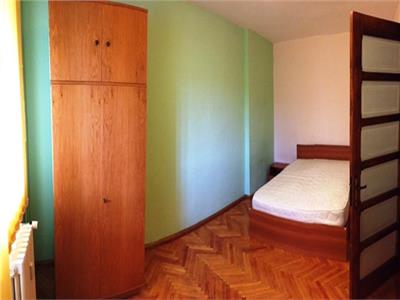 Inchiriere apartament 3 camere, decomandat, ultracentral, Ploiesti