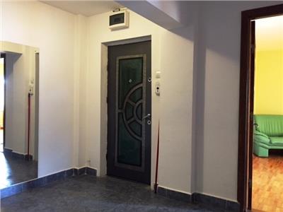 Inchiriere apartament 3 camere, decomandat, ultracentral, Ploiesti