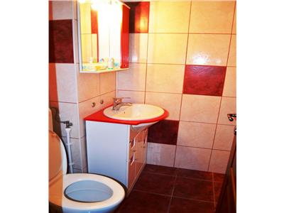 Inchiriere apartament 3 camere, decomandat, zona 9 mai, Ploiesti