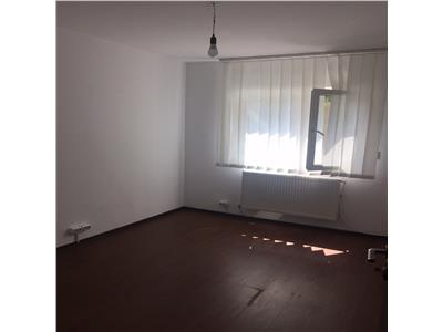 Inchiriere apartament 3 camere, decomandat, zona Cantacuzino, Ploiesti