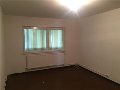 Inchiriere apartament 3 camere, decomandat, zona Cantacuzino, Ploiesti