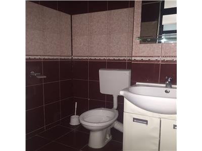 Inchiriere apartament 3 camere, decomandat, zona Cantacuzino, Ploiesti