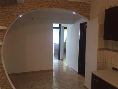 Inchiriere apartament 3 camere, decomandat, zona Cantacuzino, Ploiesti