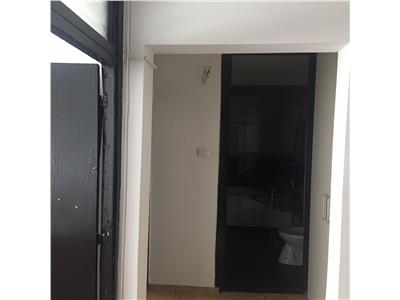 Inchiriere apartament 3 camere, decomandat, zona Cantacuzino, Ploiesti