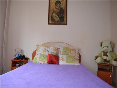 Inchiriere apartament 3 camere, decomandat, zona Caraiman, Ploiesti