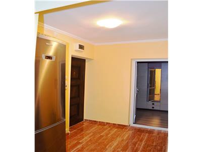 Inchiriere apartament 3 camere, modern, zona Cina, Ploiesti