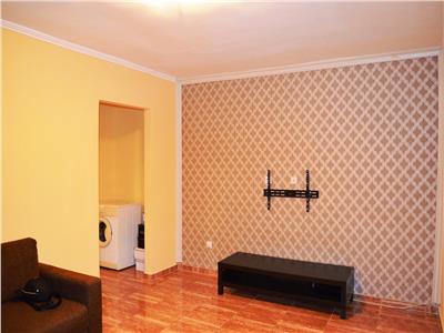 Inchiriere apartament 3 camere, modern, zona Cina, Ploiesti