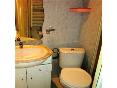 Inchiriere apartament 3 camere, modern, zona Gh. Doja, Ploiesti