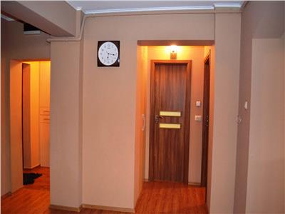 Inchiriere apartament 3 camere, modern, zona Gheorghe Doja, Ploiesti