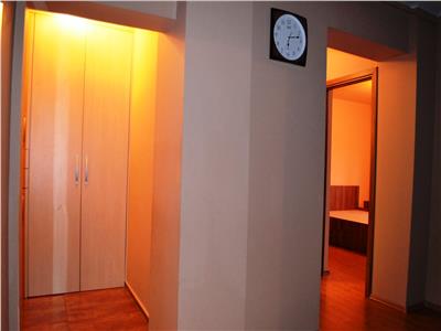 Inchiriere apartament 3 camere, modern, zona Gheorghe Doja, Ploiesti