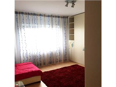 Inchiriere apartament 3 camere, modern, zona Republicii, Ploiesti