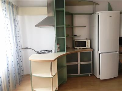 Inchiriere apartament 3 camere, modern, zona Republicii, Ploiesti