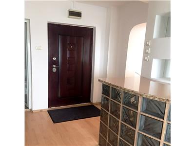 Inchiriere apartament 3 camere, modern, zona Republicii, Ploiesti