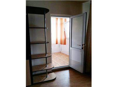 Inchiriere apartament 3 camere, zona Democratiei, Ploiesti