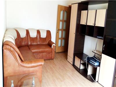 Inchiriere apartament 3 camere, zona Democratiei, Ploiesti