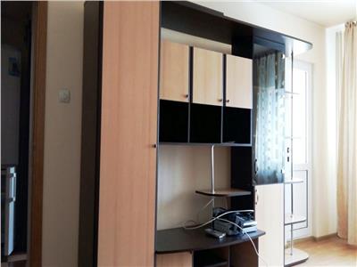 Inchiriere apartament 3 camere, zona Democratiei, Ploiesti