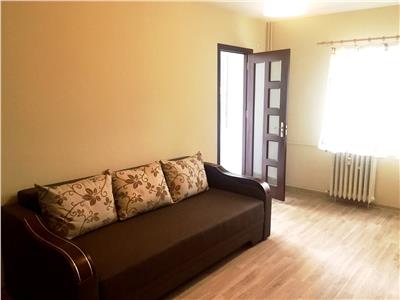 Inchiriere apartament 3 camere, zona Democratiei, Ploiesti