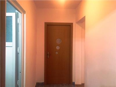 Inchiriere apartament 3 camere, zona Nord, Ploiesti