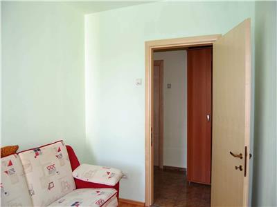 Inchiriere apartament 3 camere, zona Vest, Ploiesti